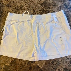 White NWT Gap Shorts